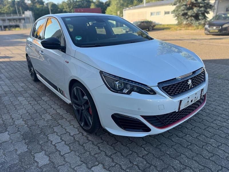 Weiß Gebraucht 2015 Peugeot 308 GTi Limousine | 11.800 € (Fairer Preis) - Bild 1/4