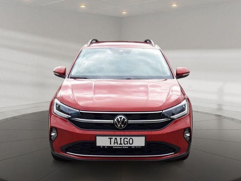 Kings red metallic Gebraucht 2025 VW Taigo Life SUV | 29.900 € (Teuer) - Bild 1/4