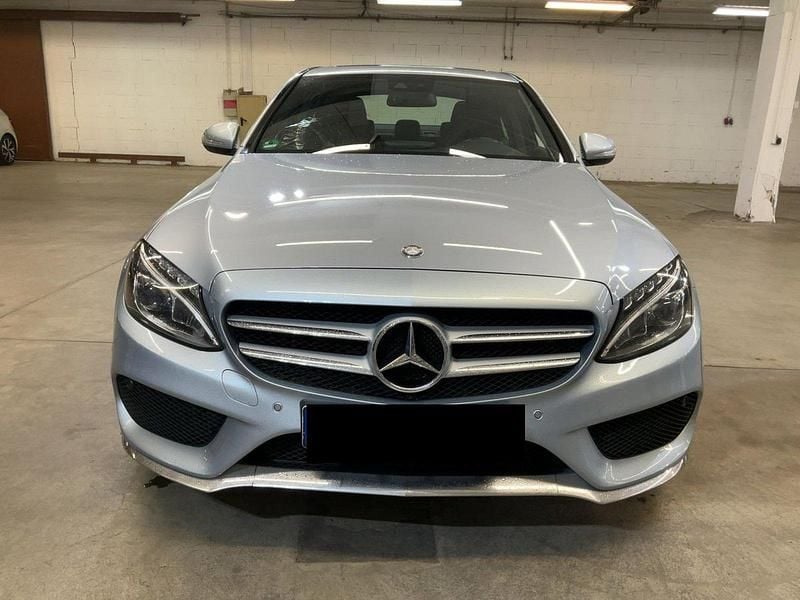 Silber Gebraucht 2014 Mercedes C200 AMG line Limousine | 7.500 € - Bild 1/4