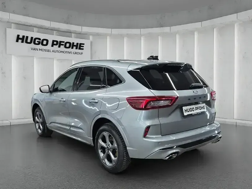 Gebraucht Ford Kuga ST-Line 242 PS (177 kW) 2025 Solar silver metallic SUV
