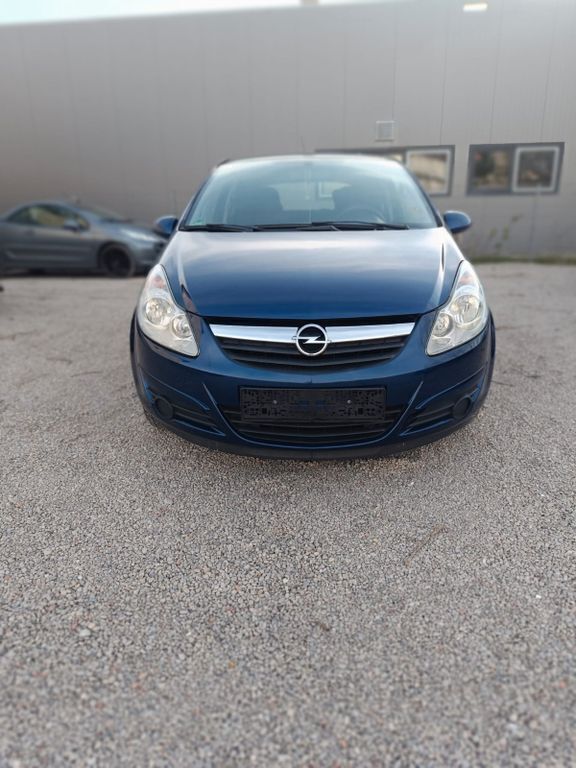 Blau Gebraucht 2007 Opel Corsa Basis Kleinwagen | 1.700 € (Fairer Preis) - Bild 1/4