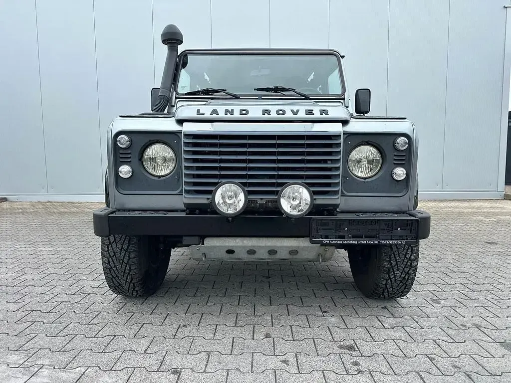 Gebraucht Land Rover Defender 122 PS (89 kW) 2013 Grau Kombi