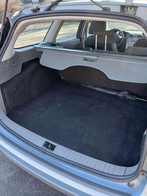 Gebraucht Ford Focus Titanium 101 PS (74 kW) 2009 Kombi