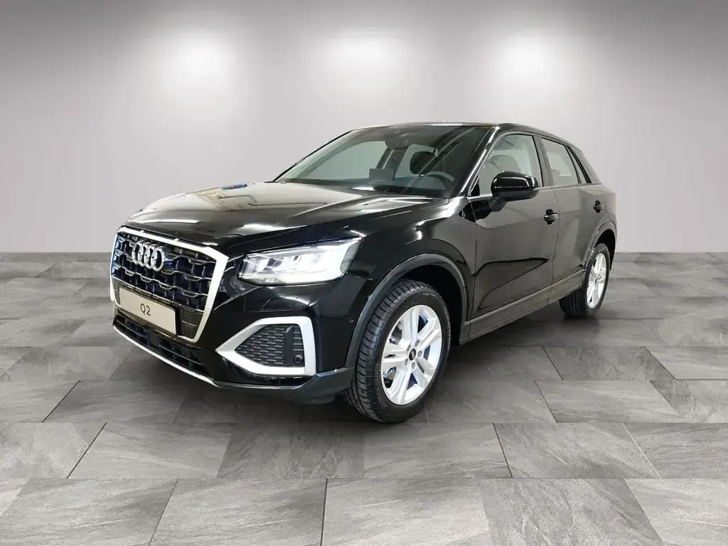 Gebraucht Audi Q2 Advanced Plus 150 PS (110 kW) 2025 Schwarz SUV