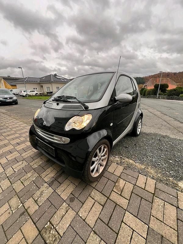 Gebraucht Smart ForTwo Coupé 61 PS (44 kW) 2004 Schwarz Coupé