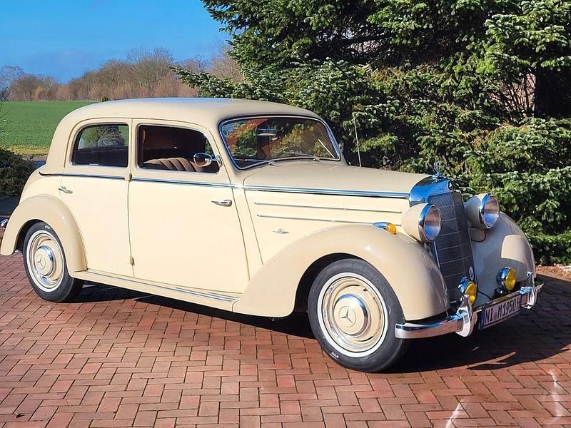 Gebraucht Mercedes 170 40 PS (29 kW) 1950 Beige Limousine