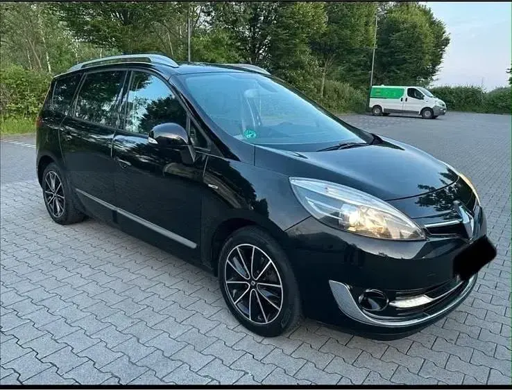 Gebraucht Renault Grand Scénic III Bose Edition 132 PS (97 kW) 2013 Schwarz Van / Kleinbus