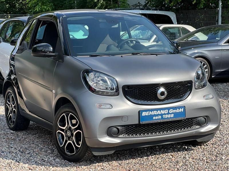 Titaniagrey Gebraucht 2017 Smart ForTwo Cabrio Passion Cabrio | 12.649 € (Fairer Preis) - Bild 1/4