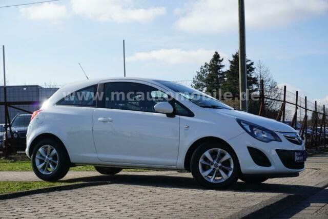 Gebraucht Opel Corsa Energy 69 PS (50 kW) 2014 Weiß Kleinwagen