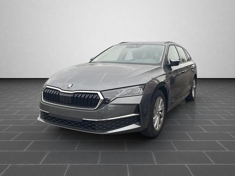 Graphitegrau metallic (metallic) Gebraucht 2025 Skoda Octavia Limousine | 30.900 € (Guter Preis) - Bild 1/2