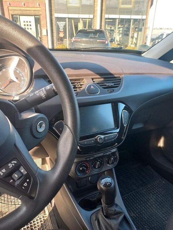 Gebraucht Opel Corsa Edition 70 PS (51 kW) 2018 Weiß Limousine