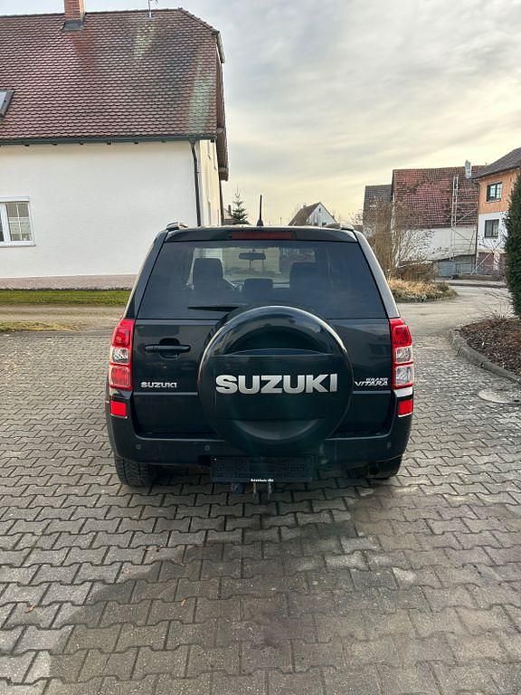 Schwarz Gebraucht 2008 Suzuki Grand Vitara Comfort SUV | 3.650 € (Fairer Preis) - Bild 1/4