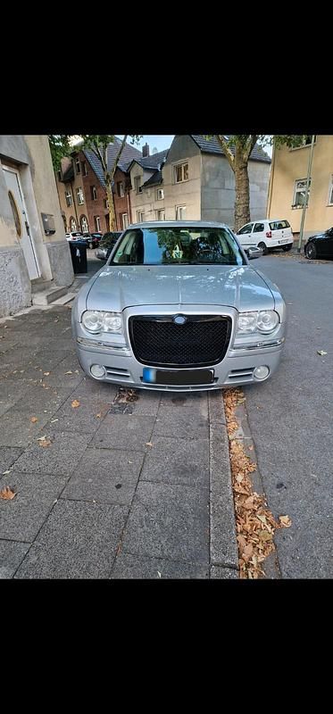 Usado Chrysler 300C 218 CV (160 kW) 2009 Gris Berlina