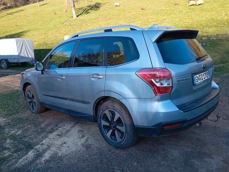 Gebraucht Subaru Forester 147 PS (108 kW) 2015 Silber SUV