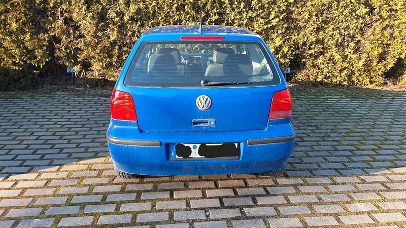 Gebraucht VW Polo 60 PS (44 kW) 2002 Blau Kleinwagen