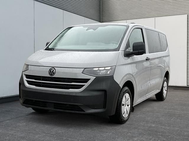 Neu VW T7 150 PS (110 kW) 2026 Stone grey Van