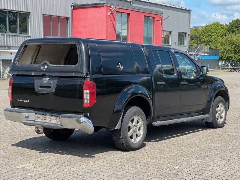 Gebraucht Nissan Navara 190 PS (139 kW) 2013 Schwarz Pickup