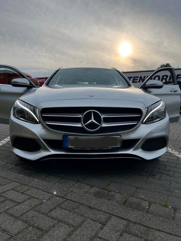 Silber Gebraucht 2015 Mercedes C220 Kombi | 15.000 € (Guter Preis) - Bild 1/4