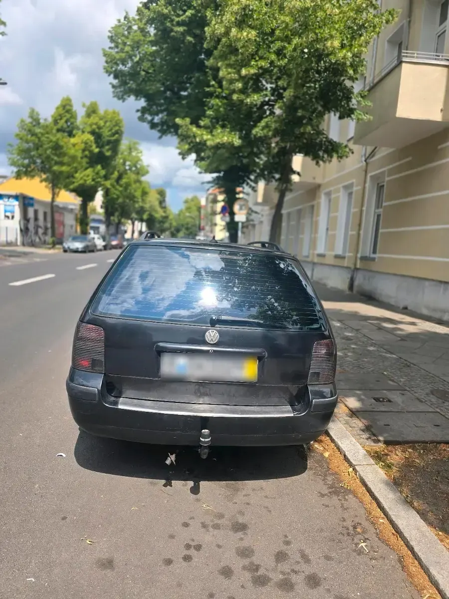 Gebraucht VW Passat 110 PS (80 kW) 1998 Schwarz Kombi