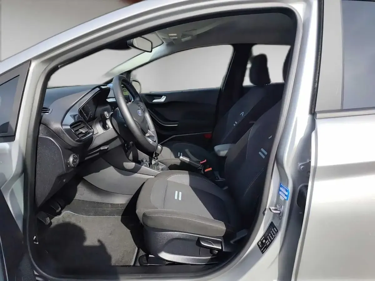 Gebraucht Ford Fiesta Active X 101 PS (74 kW) 2022 Silber Kleinwagen