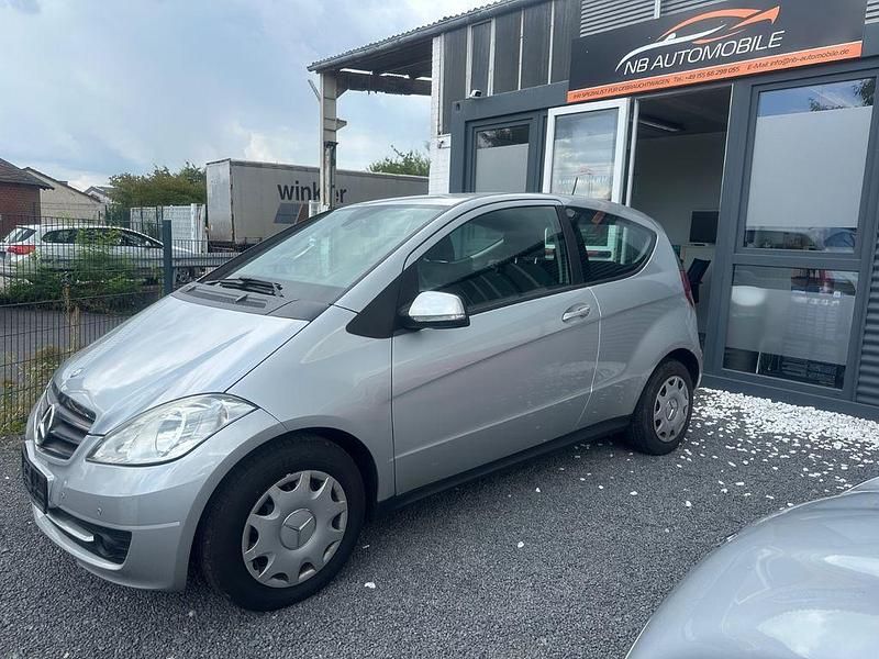 Gebraucht Mercedes A160 82 PS (60 kW) 2009 Silber Kleinwagen
