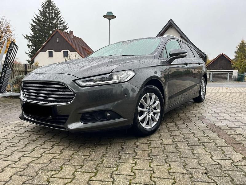 Grau Gebraucht 2017 Ford Mondeo Kombi | 8.950 € (Fairer Preis) - Bild 1/4