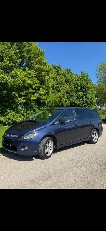 Blau Gebraucht 2004 Mitsubishi Grandis Van / Kleinbus | 2.200 € - Bild 1/4
