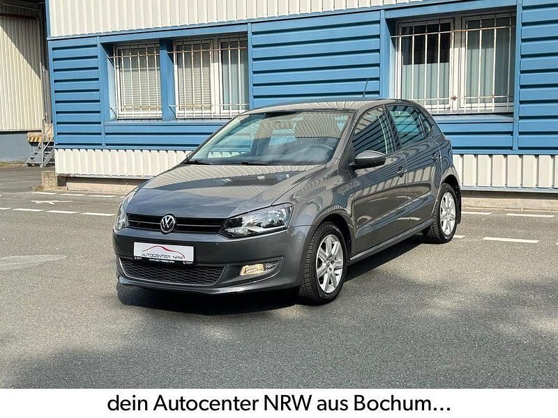 Grau Gebraucht 2011 VW Polo Highline Limousine | 8.999 € (Fairer Preis) - Bild 1/4