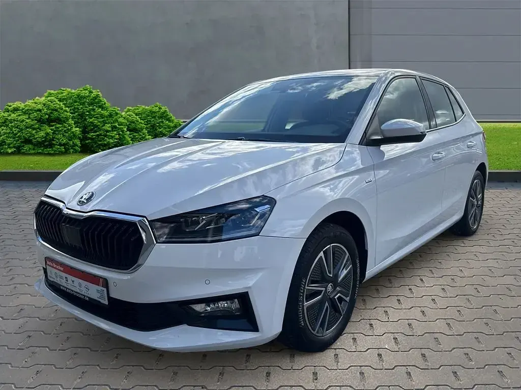 Gebraucht Skoda Fabia Tour 150 PS (110 kW) 2022 Weiss Limousine