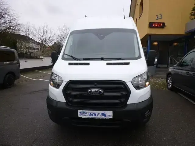 Gebraucht Ford Transit Trend 170 PS (125 kW) 2025 Weiß Van / Kleinbus