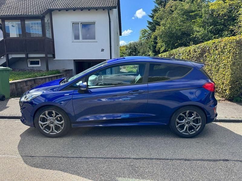 Blau Gebraucht 2017 Ford Fiesta ST-Line Kleinwagen | 6.800 € (Superpreis) - Bild 1/4