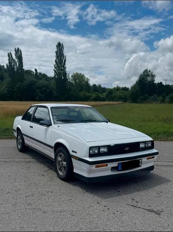 Gebraucht Chevrolet Cavalier 136 PS (100 kW) 1987 Weiß Limousine