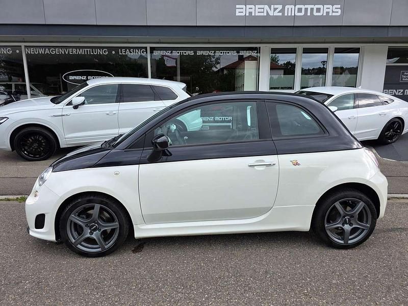 Bicolore scorpione schwarz Gebraucht 2012 Abarth 500C Cabrio | 9.690 € (Fairer Preis) - Bild 1/4