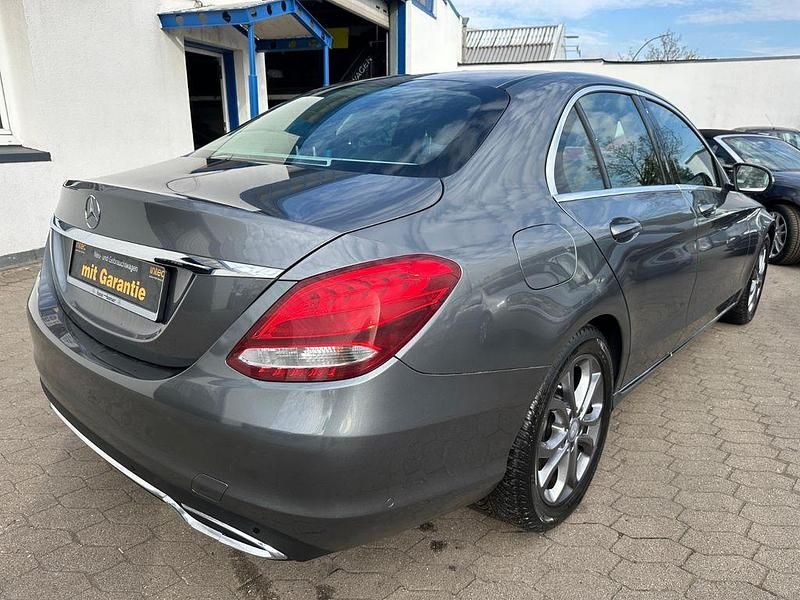 Gebraucht Mercedes C220 170 PS (125 kW) 2016 Grau Limousine