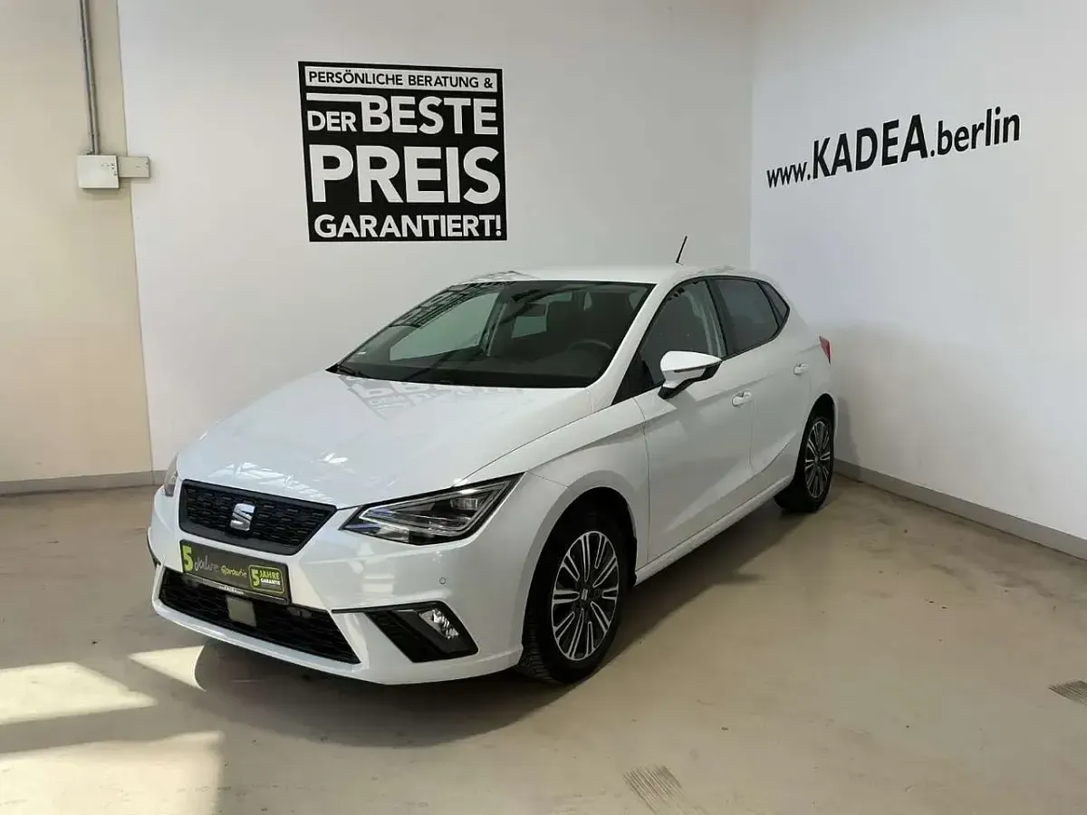Gebraucht Seat Ibiza 110 PS (80 kW) 2023 Weiss (metallic) Kleinwagen