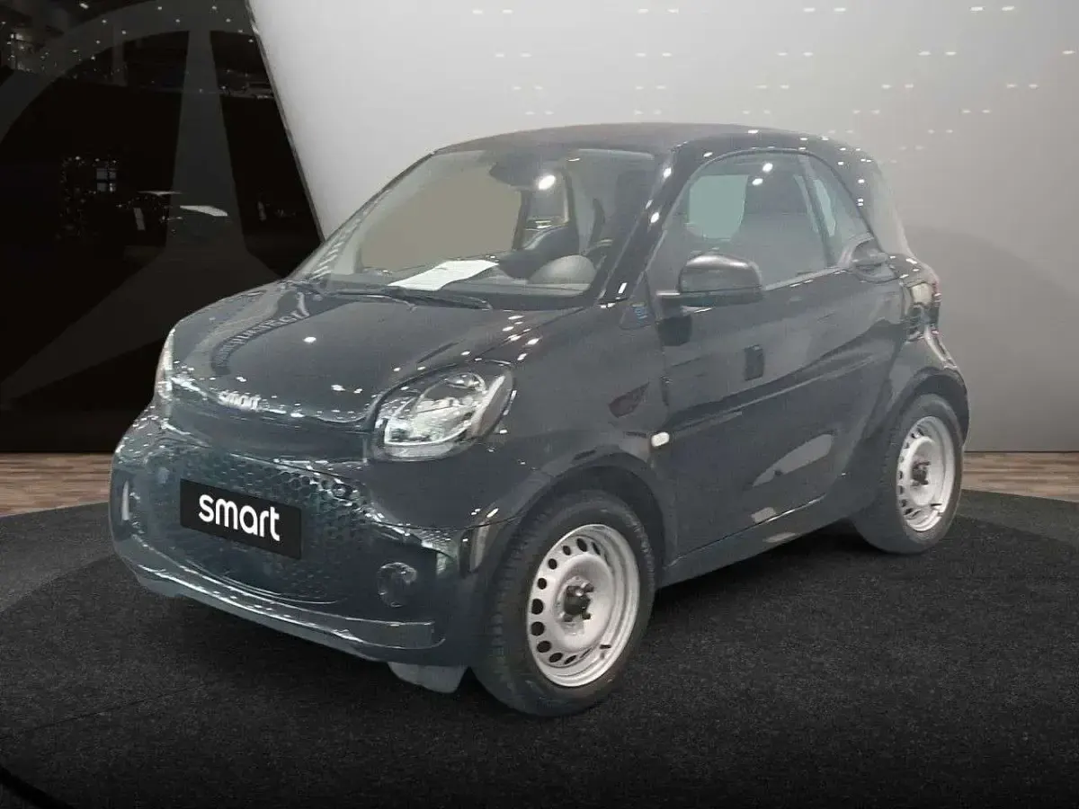 Gebraucht Smart ForTwo Electric Drive 60 kW (82 PS) 2023 Schwarz Coupé