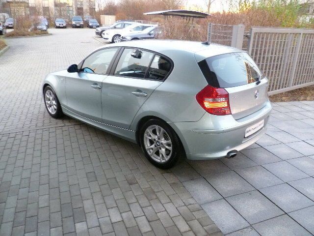 Gebraucht BMW 120 Advantage 177 PS (130 kW) 2007 Grün metallic Kleinwagen
