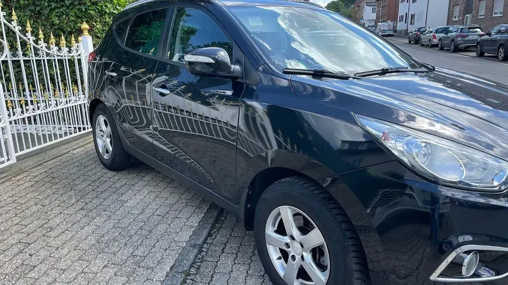 Gebraucht Hyundai ix35 Style 163 PS (119 kW) 2011 Schwarz SUV