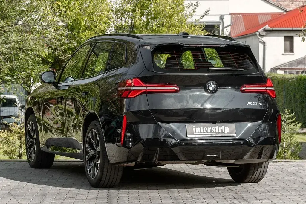 Gebraucht BMW X3 M Sport 197 PS (144 kW) 2026 Schwarz SUV