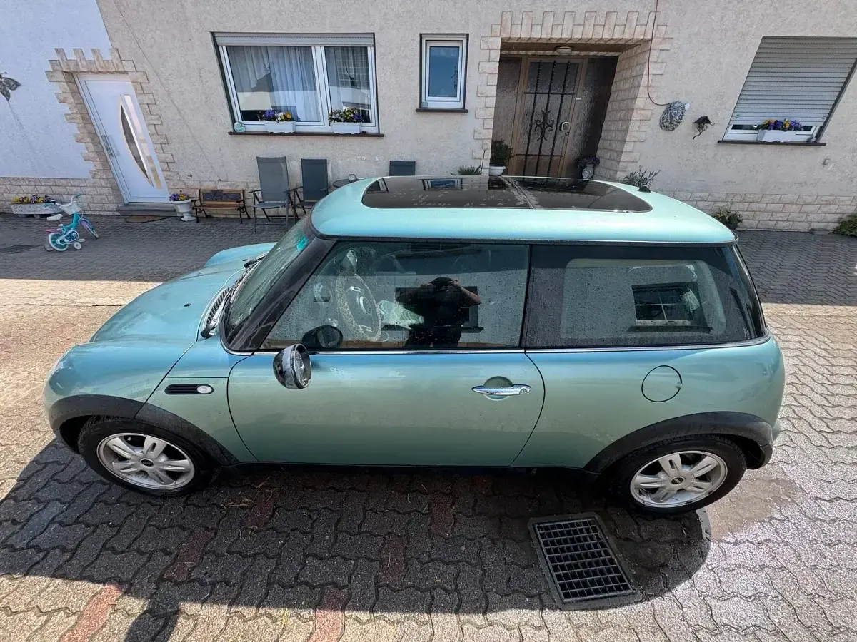 Second-hand Mini ONE 90 CP (66 kW) 2002 Verde Hatchback