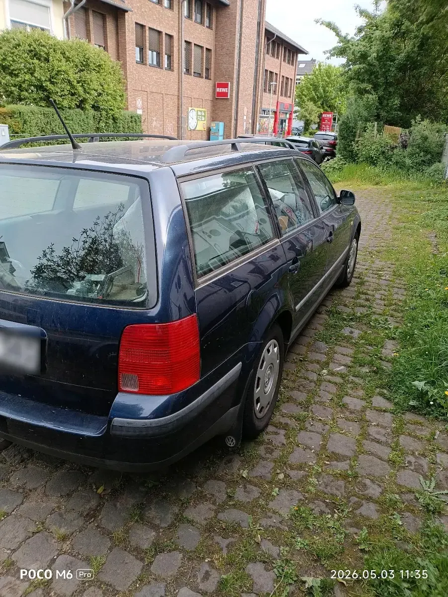 Gebraucht VW Passat 104 PS (76 kW) 1998 Blau Kombi
