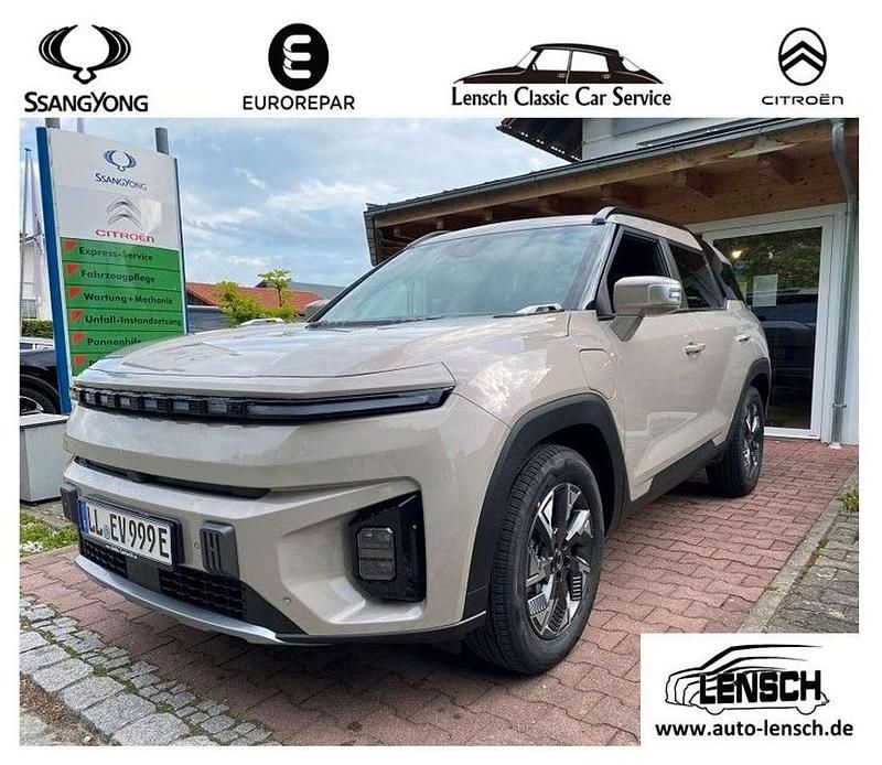 Beige Gebraucht 2024 Ssangyong Torres EVX SUV | 41.490 € - Bild 1/4