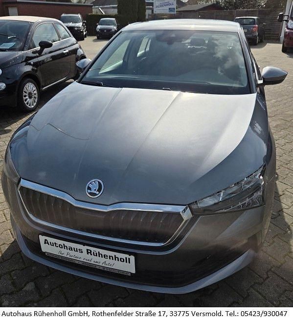 Gebraucht Skoda Scala Ambition 110 PS (80 kW) 2022 Grau Kleinwagen