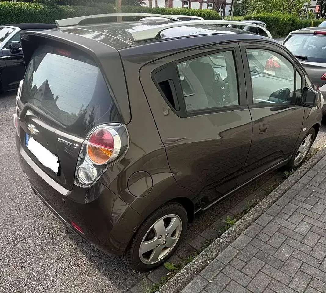 Gebraucht Chevrolet Spark LS 82 PS (60 kW) 2012 Braun Kleinwagen