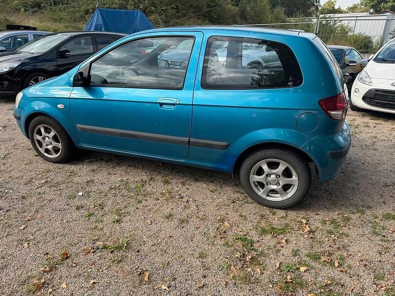 Blau Gebraucht 2003 Hyundai Getz Kleinwagen | 1.700 € (Fairer Preis) - Bild 1/4
