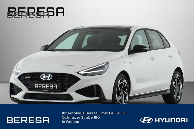 Atlas white / sol Gebraucht 2025 Hyundai i30 N Line Limousine | 23.980 € (Guter Preis) - Bild 1/4