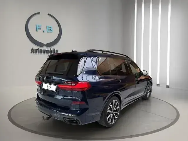 Gebraucht BMW X7 Executive 530 PS (389 kW) 2020 Tansanitblaumetallic SUV