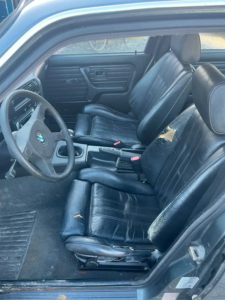 Gebraucht BMW 318 Basis 1990 Grau Limousine