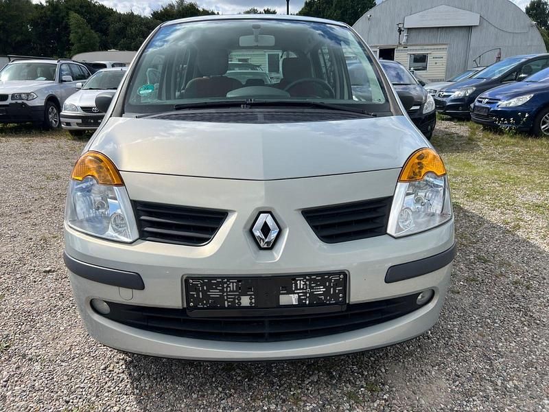 Second-hand Renault Modus 75 CP (55 kW) 2006 Argintiu Monovolum