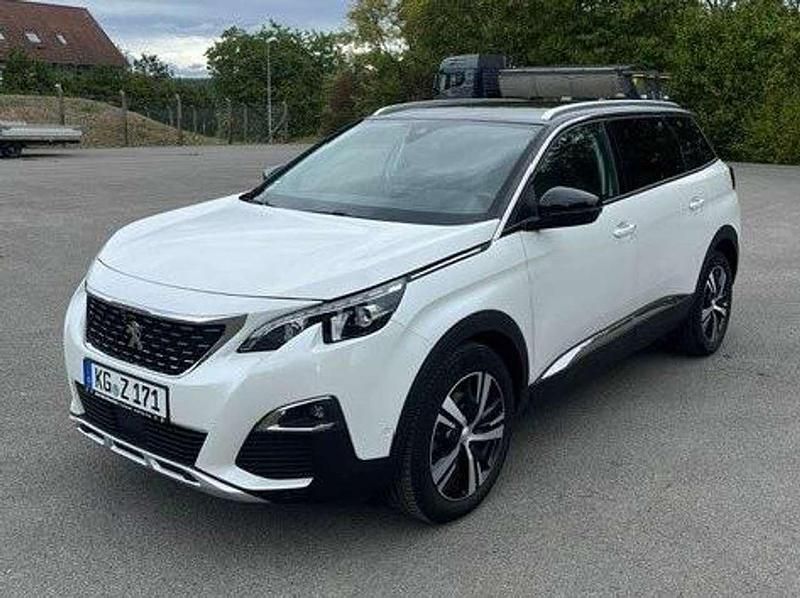 Weiß Gebraucht 2019 Peugeot 5008 Van / Kleinbus | 26.500 € (Guter Preis) - Bild 1/4